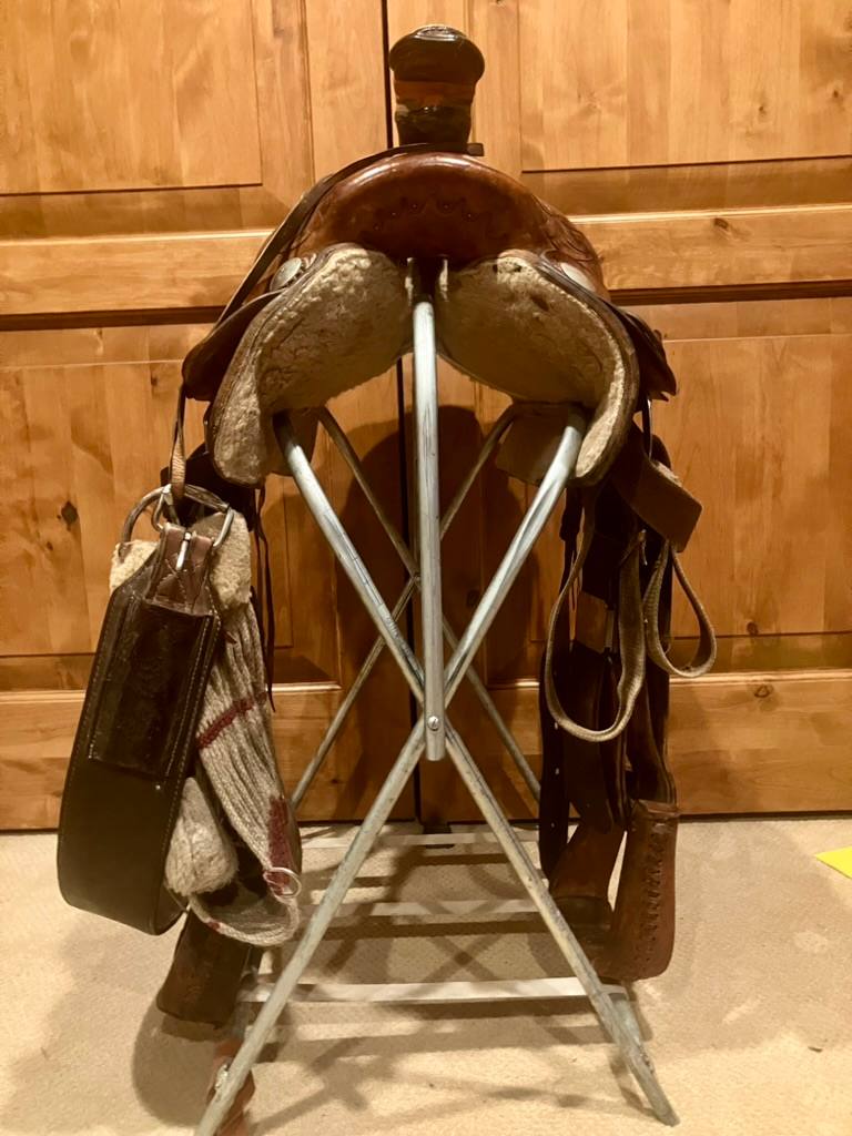 Roping Saddle 15.5" | 6.75" Tree Size (3)