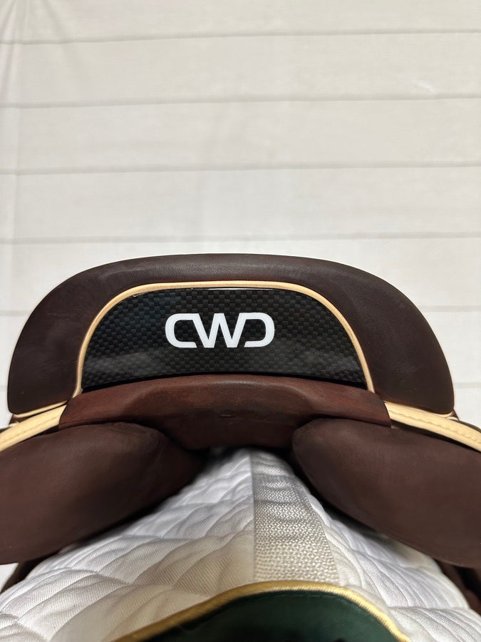 CWD 2025 Close Contact CWD Mademoiselle (3)
