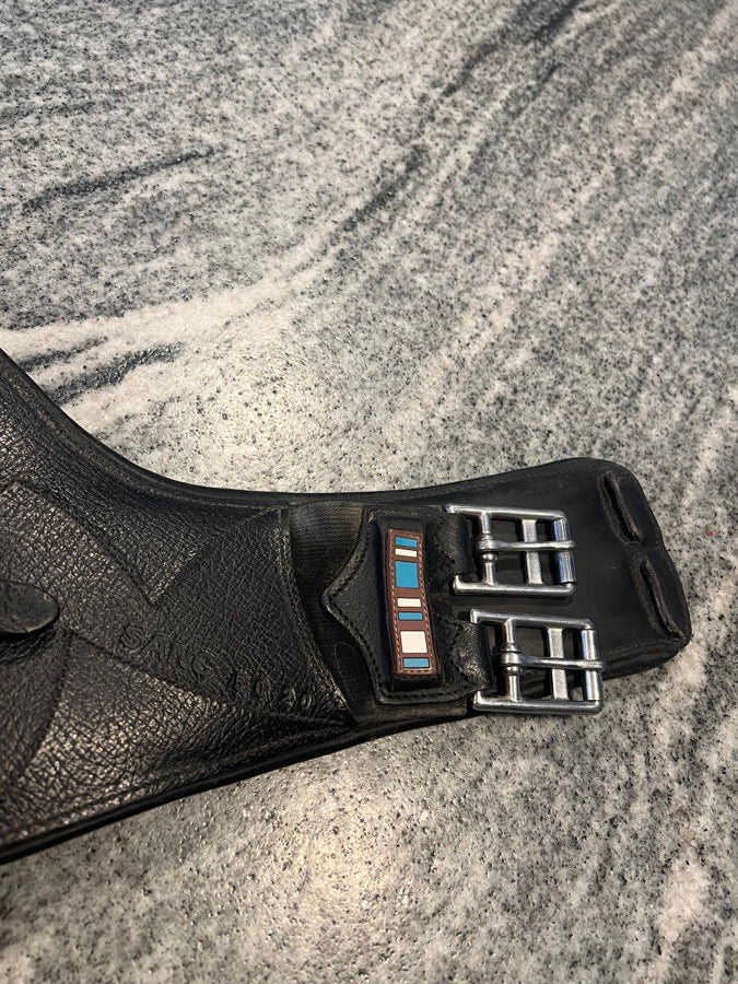 VOLTAIRE Voltaire dressage/monoflap girth (5)